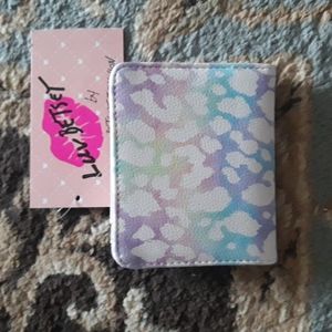 *Host Pick*Betsey Johnson cute wallet